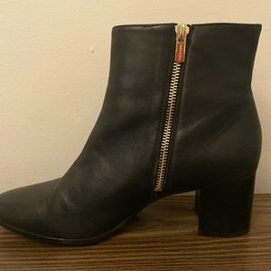 [Brand New] Women’s Calvin Klein Black Booties with Gold Zipper
